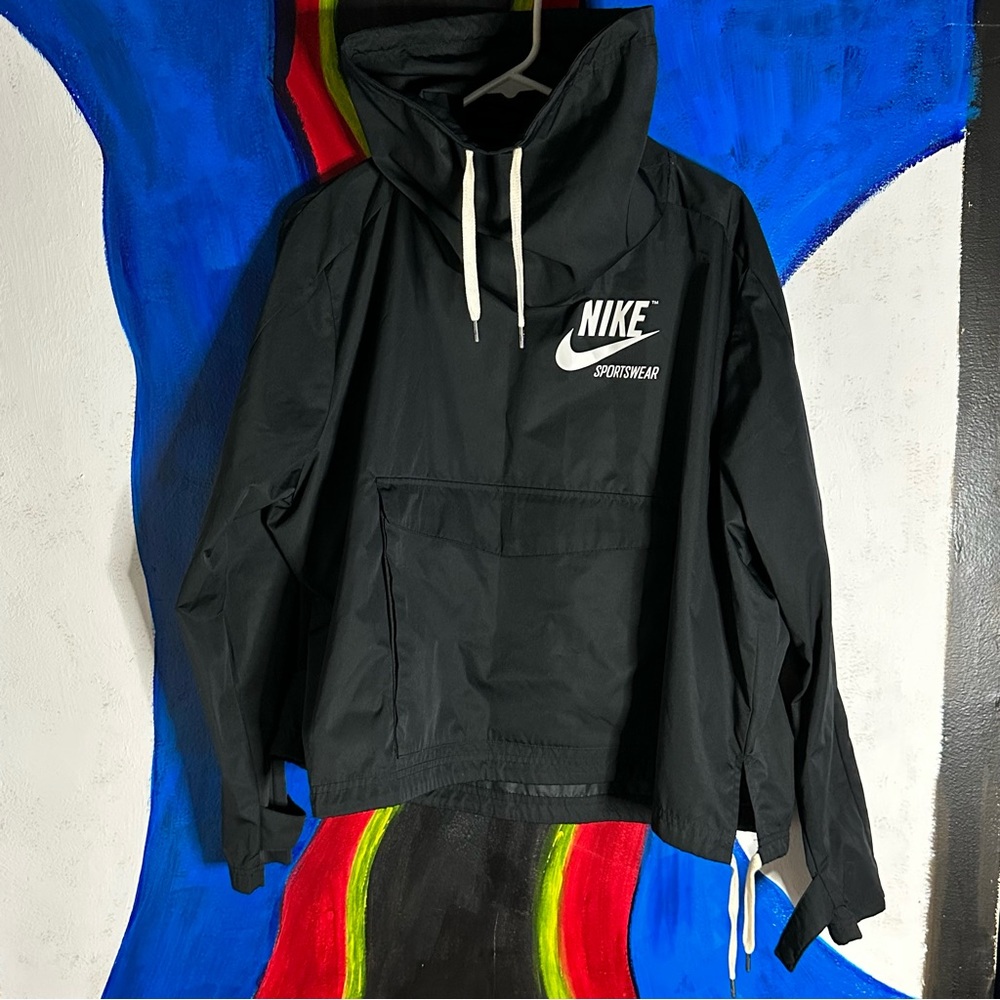 Nike Sportswear Women’s Pullover Field Jacket